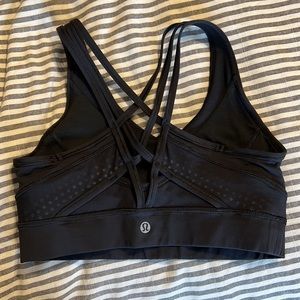 Lululemon sports bra